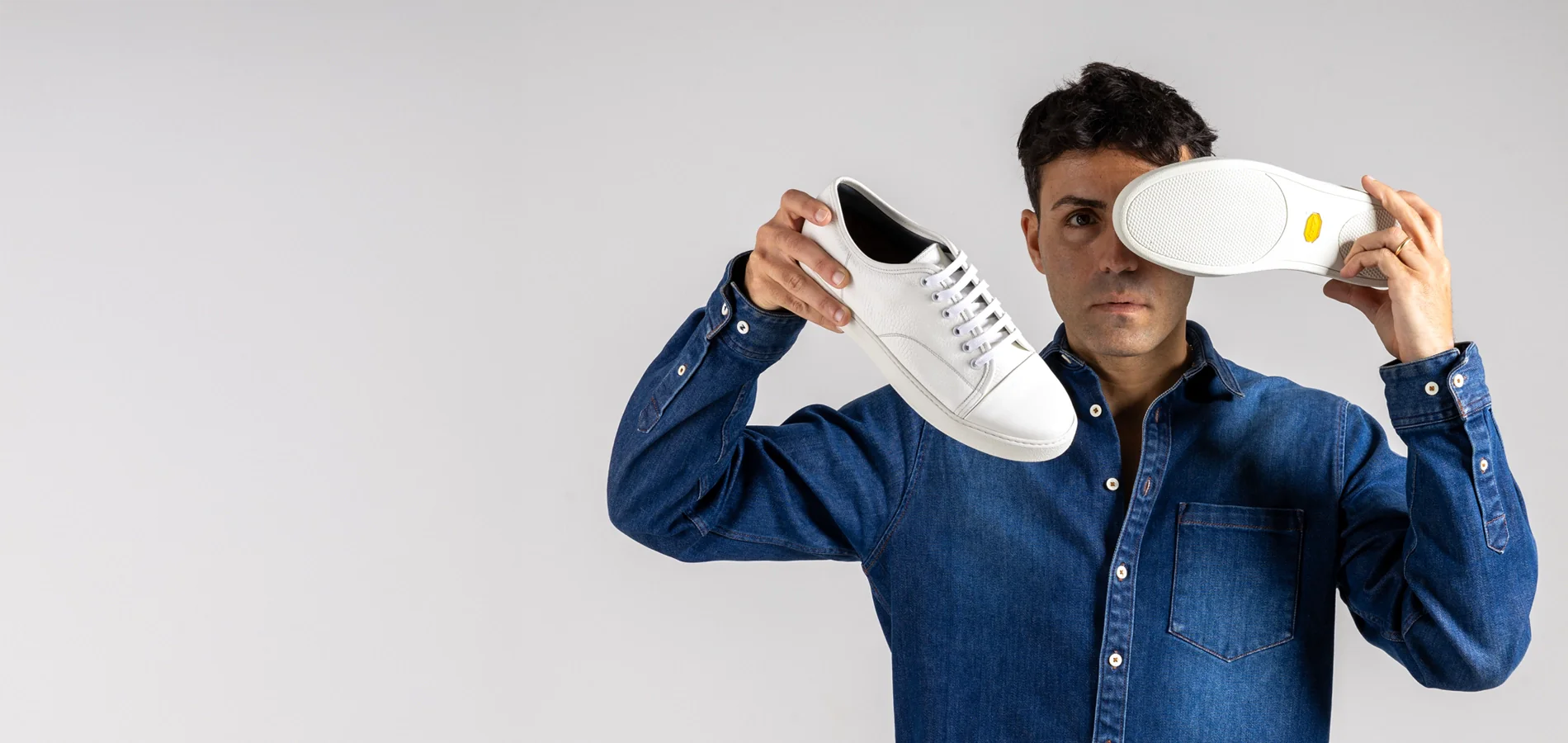 Calzature estive: i modelli must-have per l'uomo contemporaneo