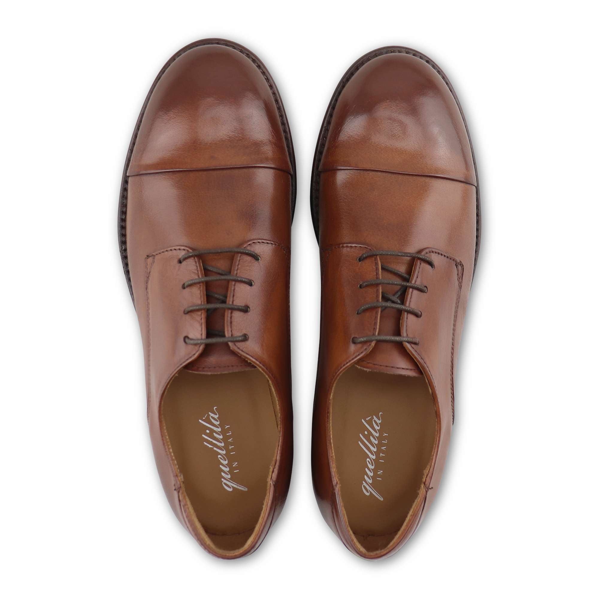 Cognac leather derby