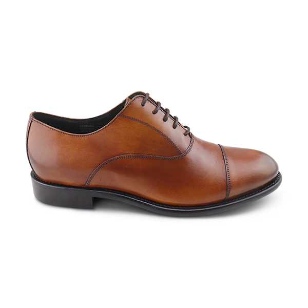 Caramel leather brogue