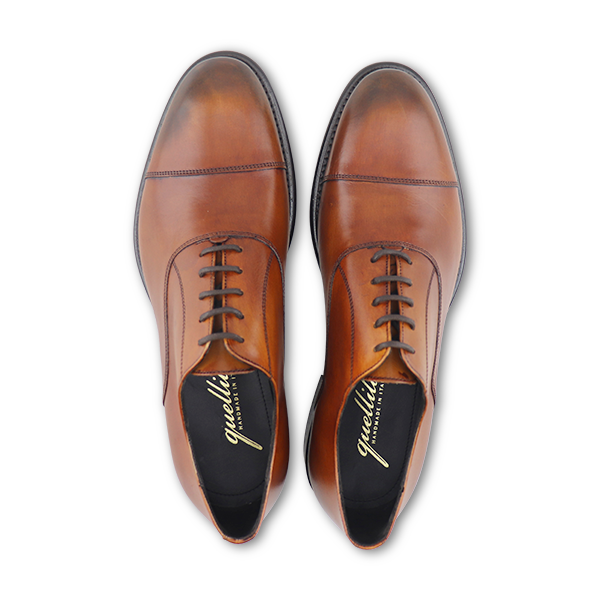 Caramel leather brogue