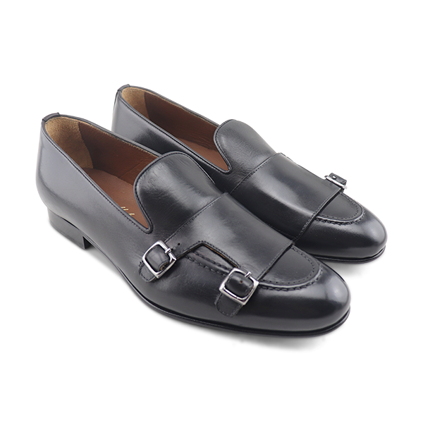 Black leather buckle slippers