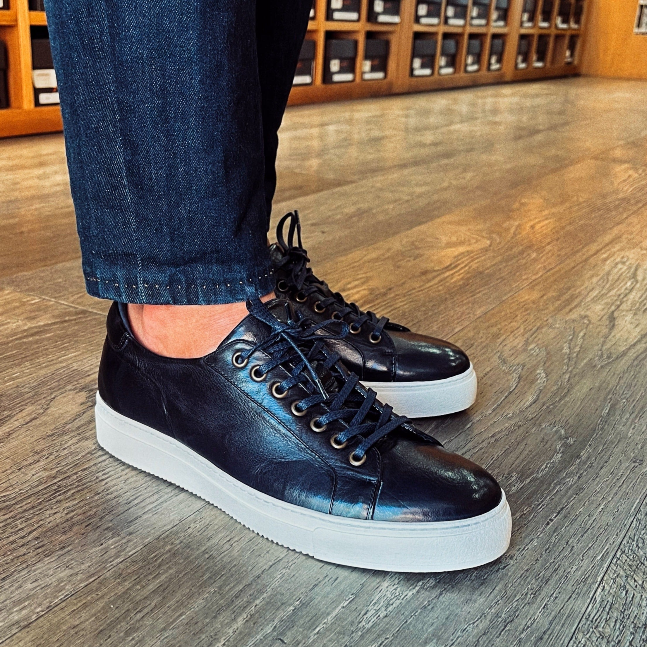 Vibram Sneakers Blue Leather