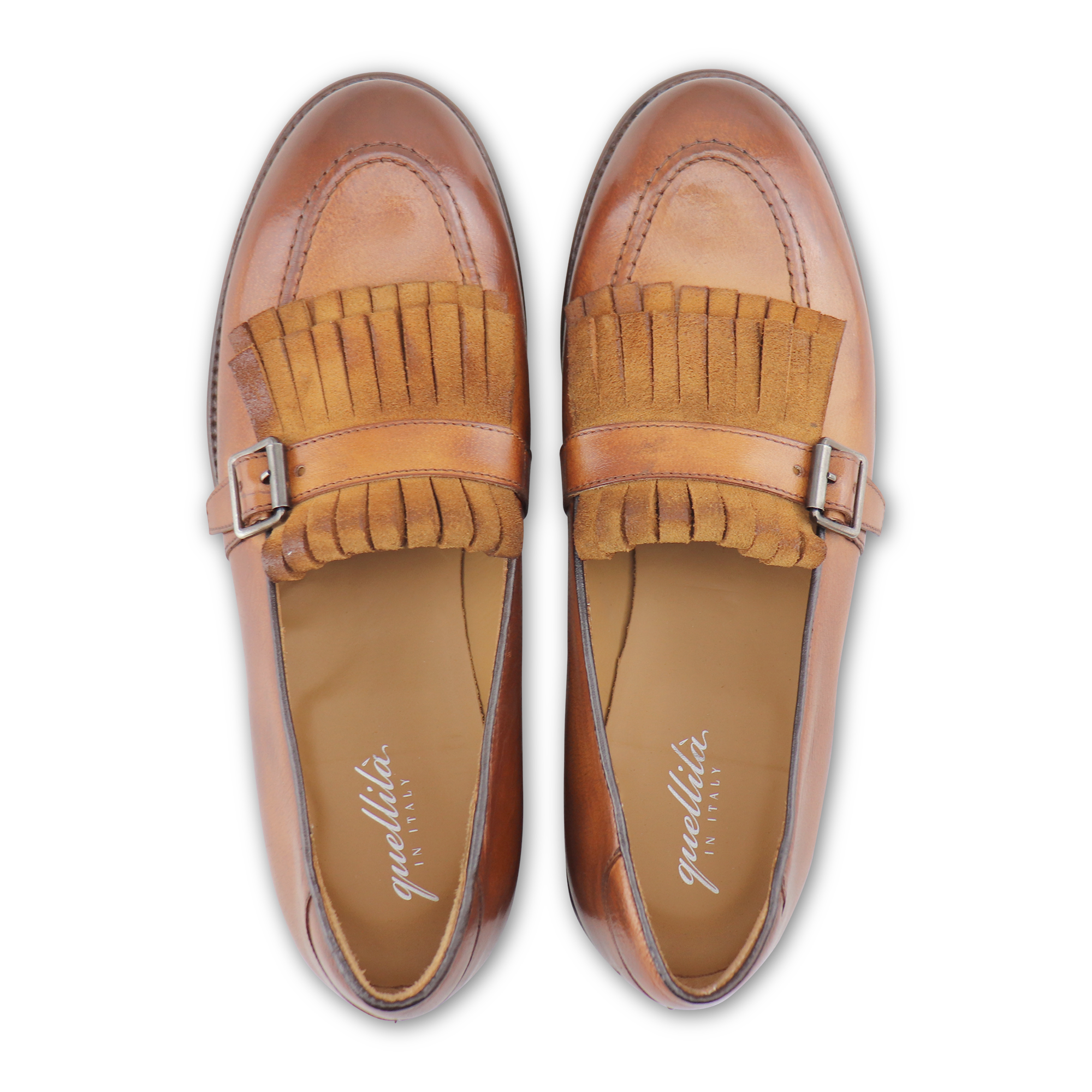 Buckle and fringe in buffalo leather