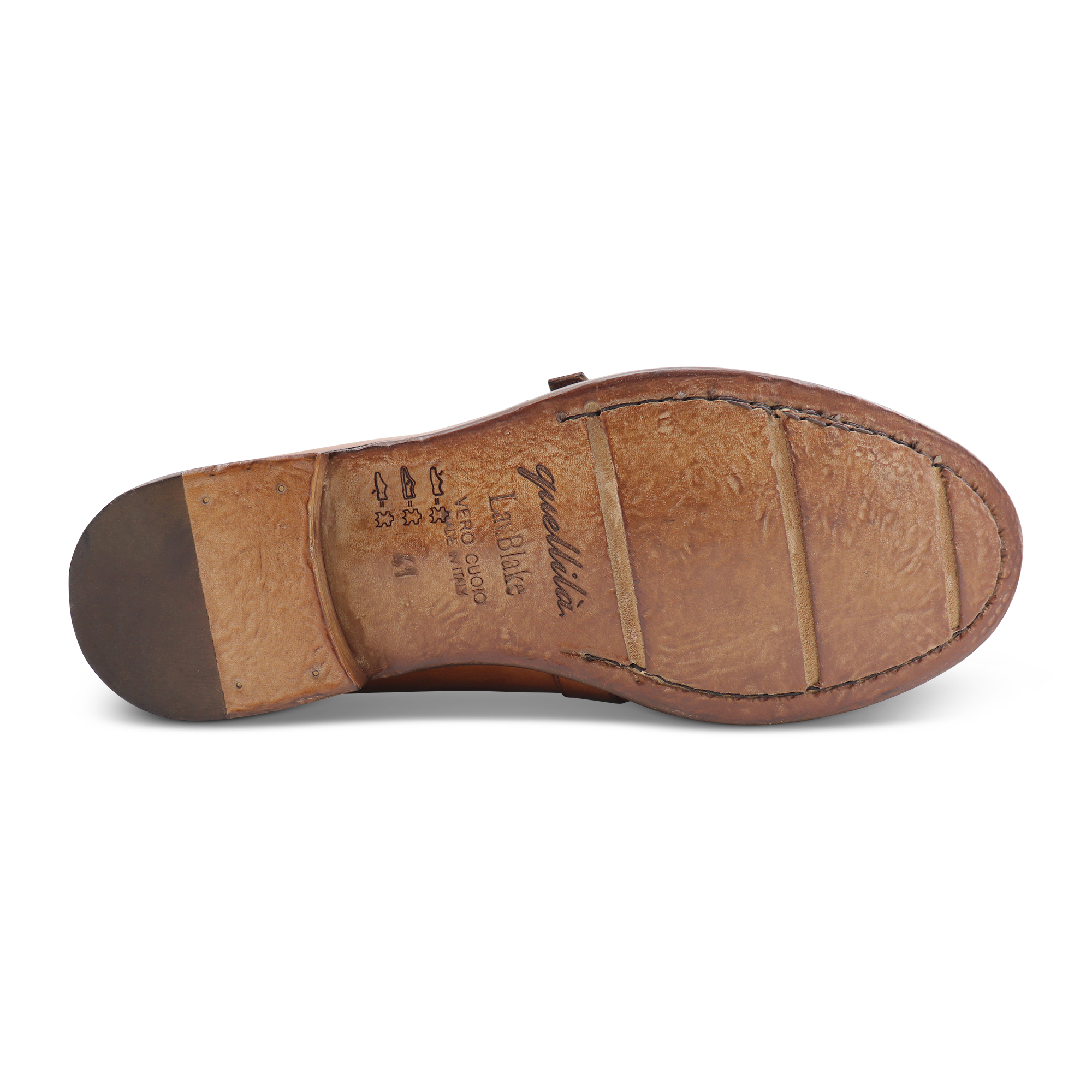 Buckle and fringe in buffalo leather