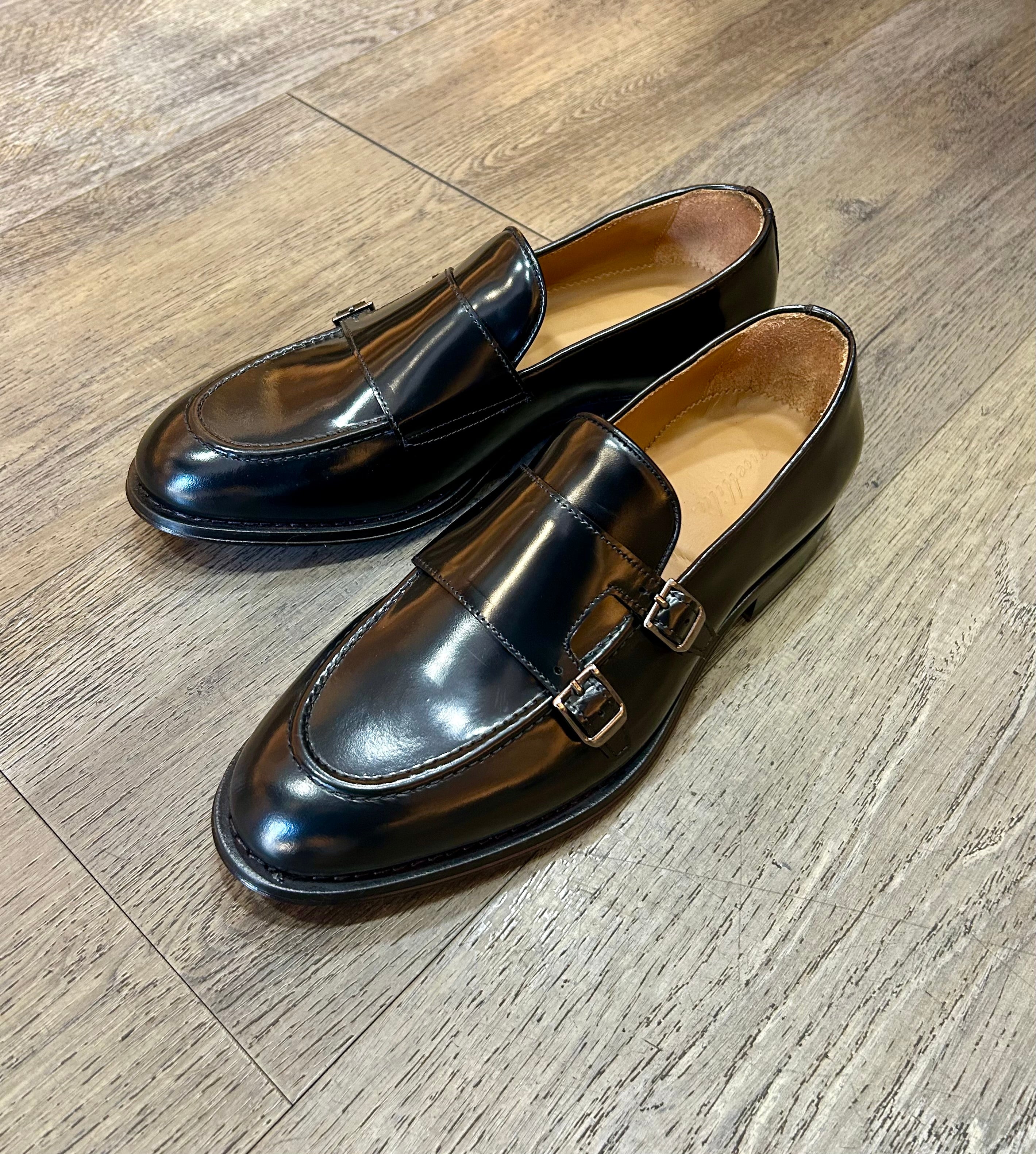 Double black abrasive leather