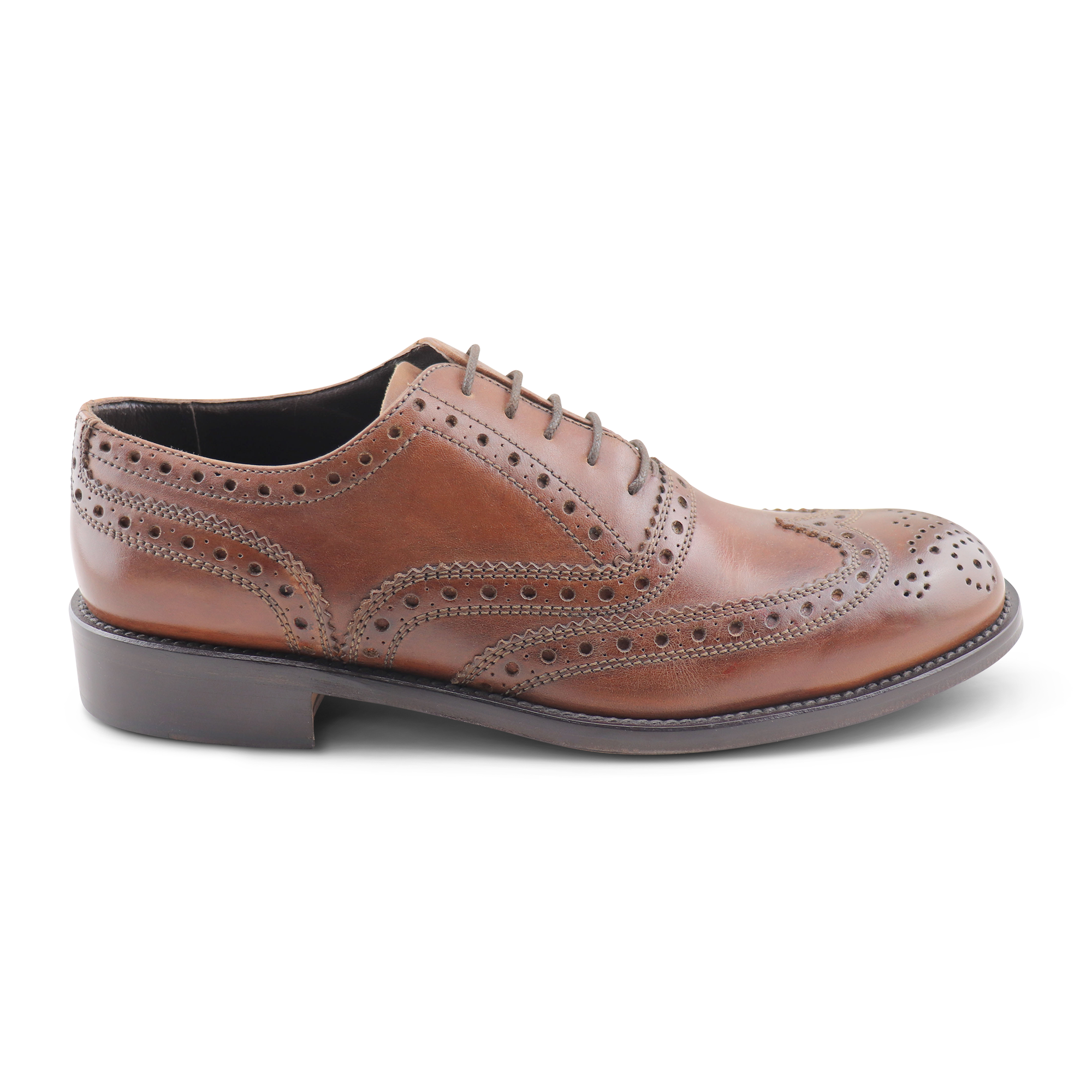 Leather brogues in tan