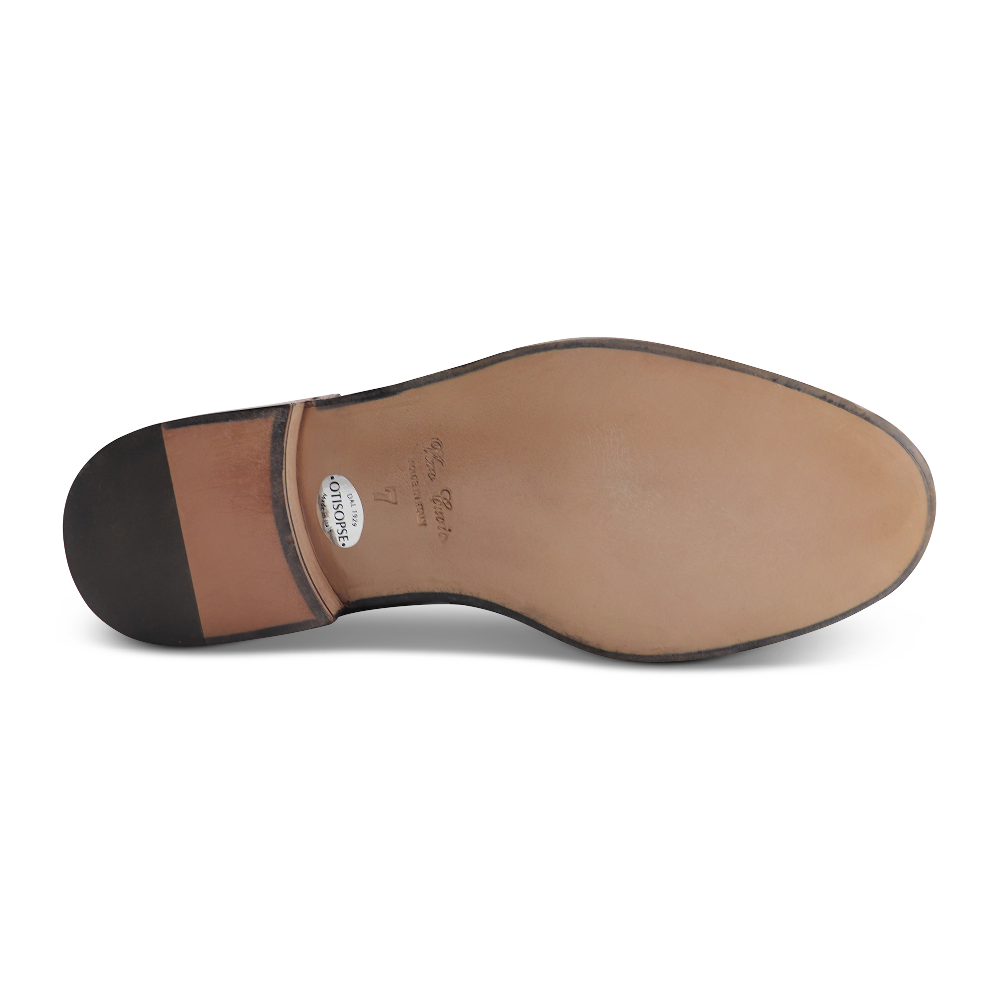 Leather brogues in tan