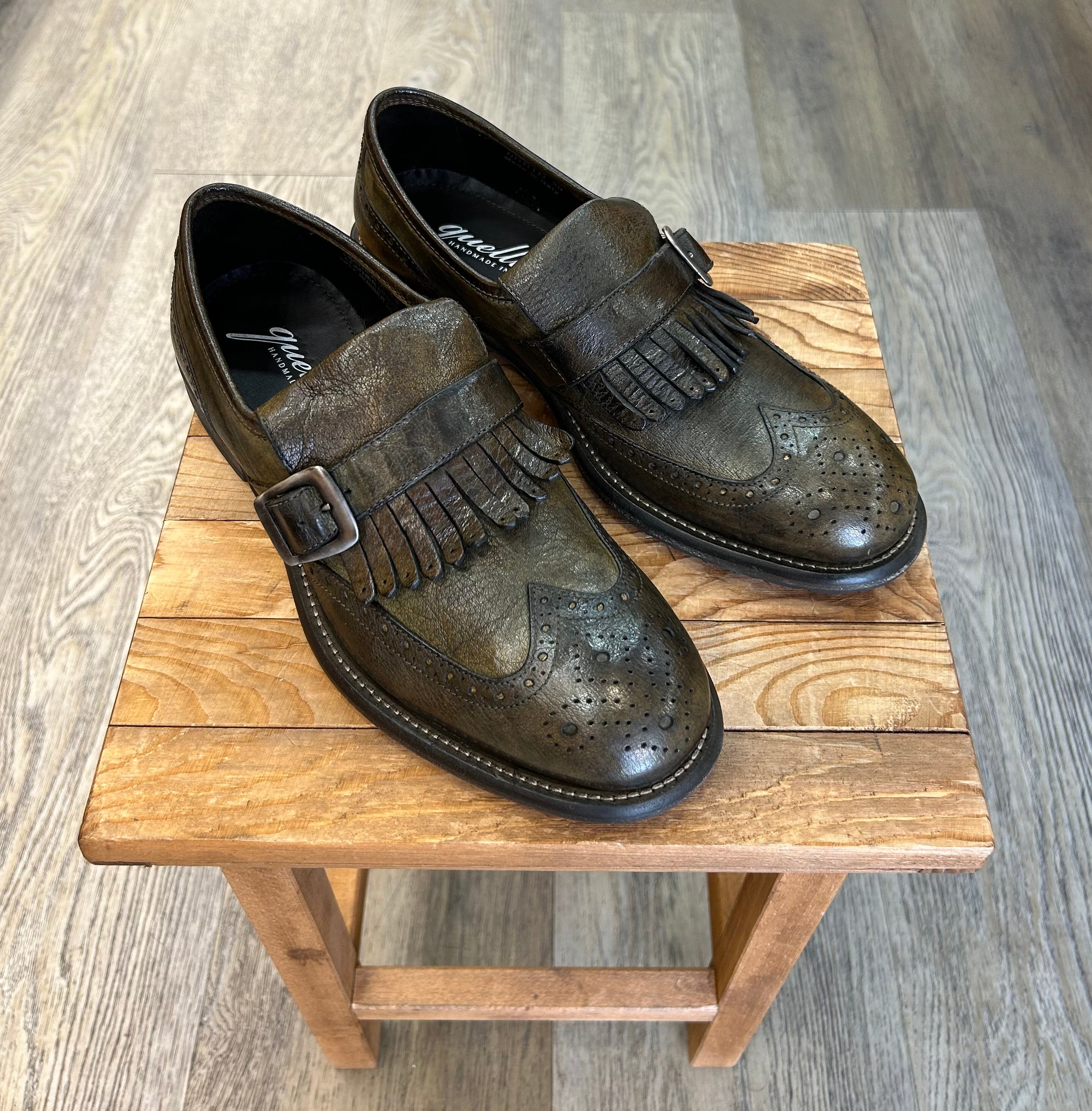 Fibbia e Frangia in pelle bufalo