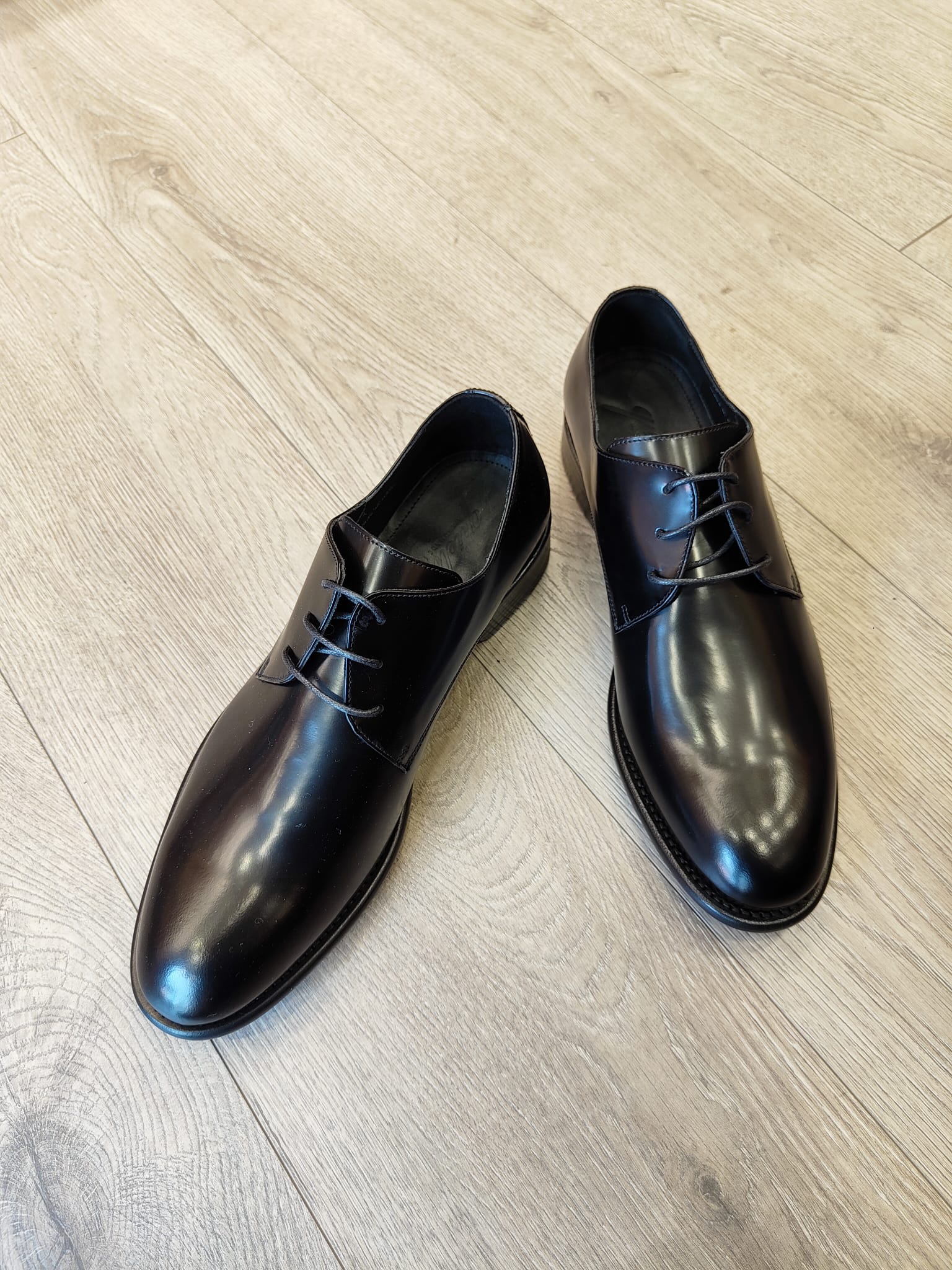 Derby in pelle abrasivato nero