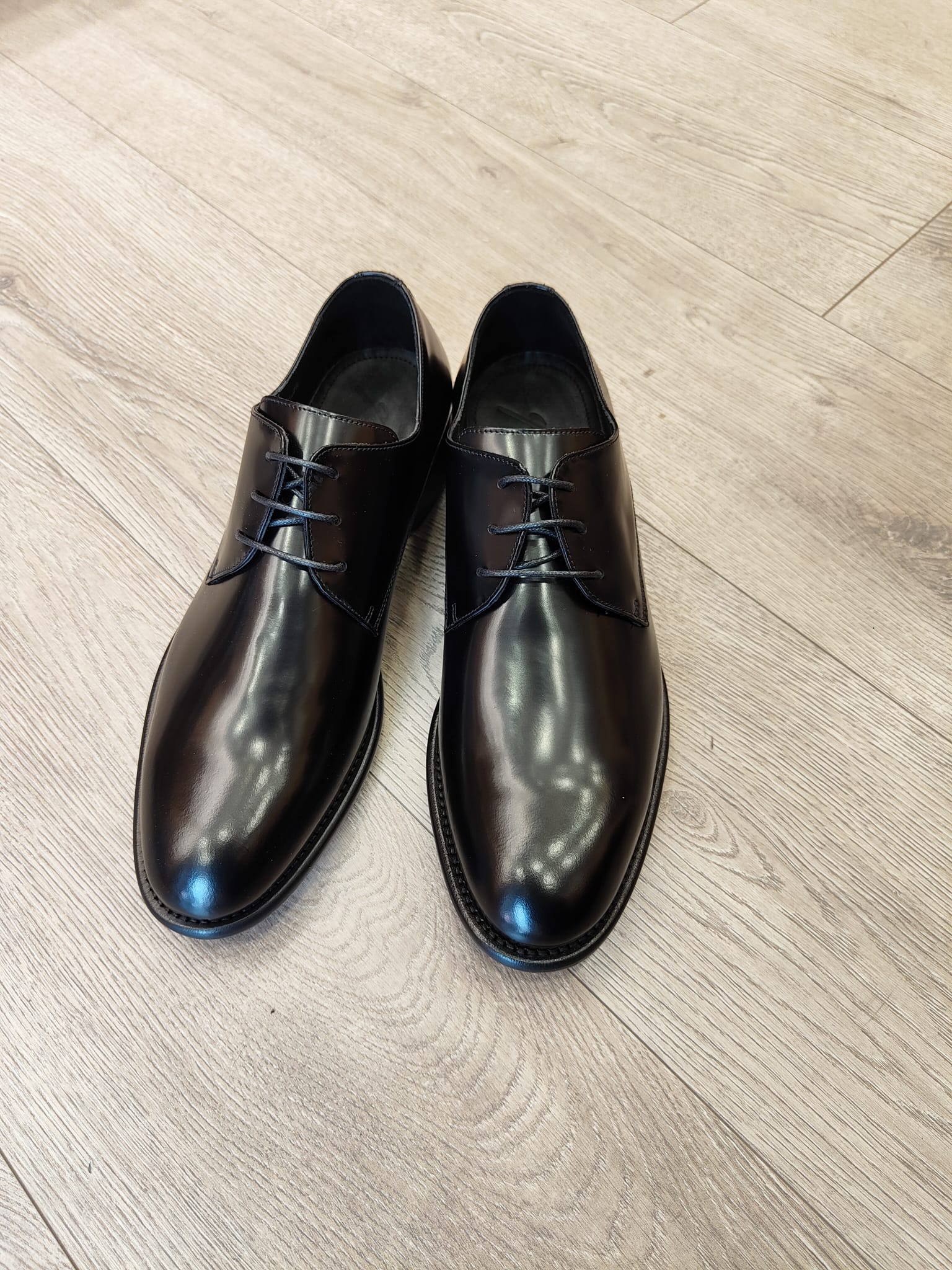 Derby in pelle abrasivato nero