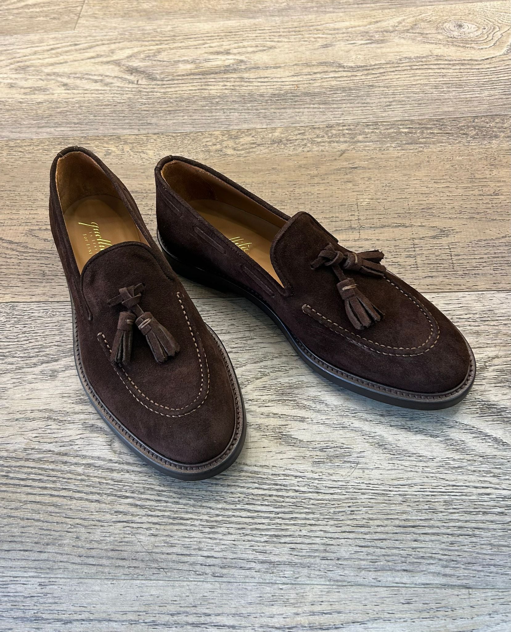 Tassel suede dark brown
