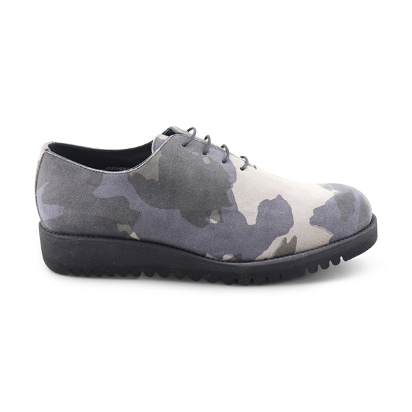 Military leather brogue