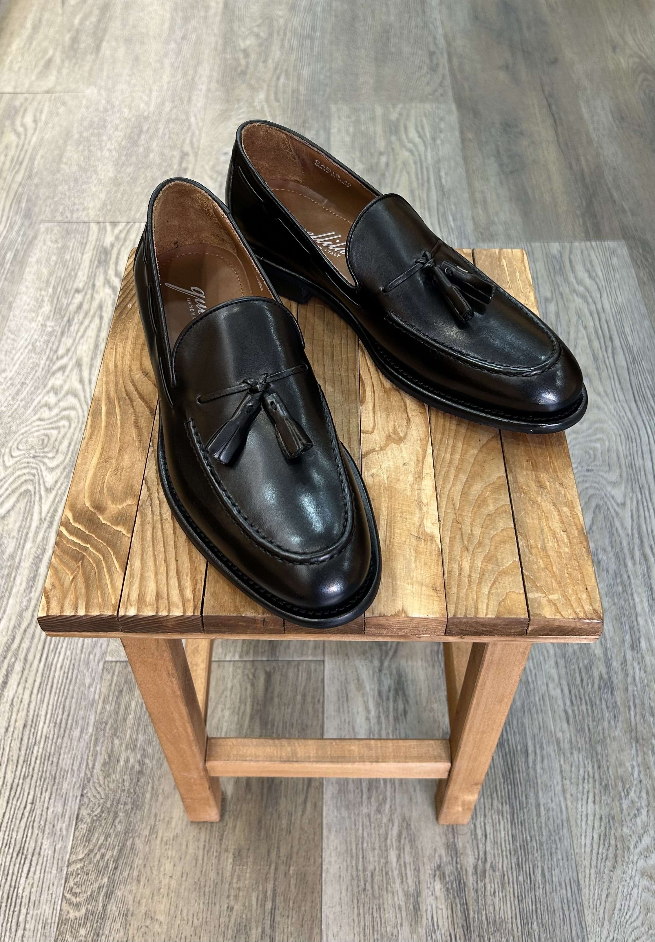 Black leather tassel