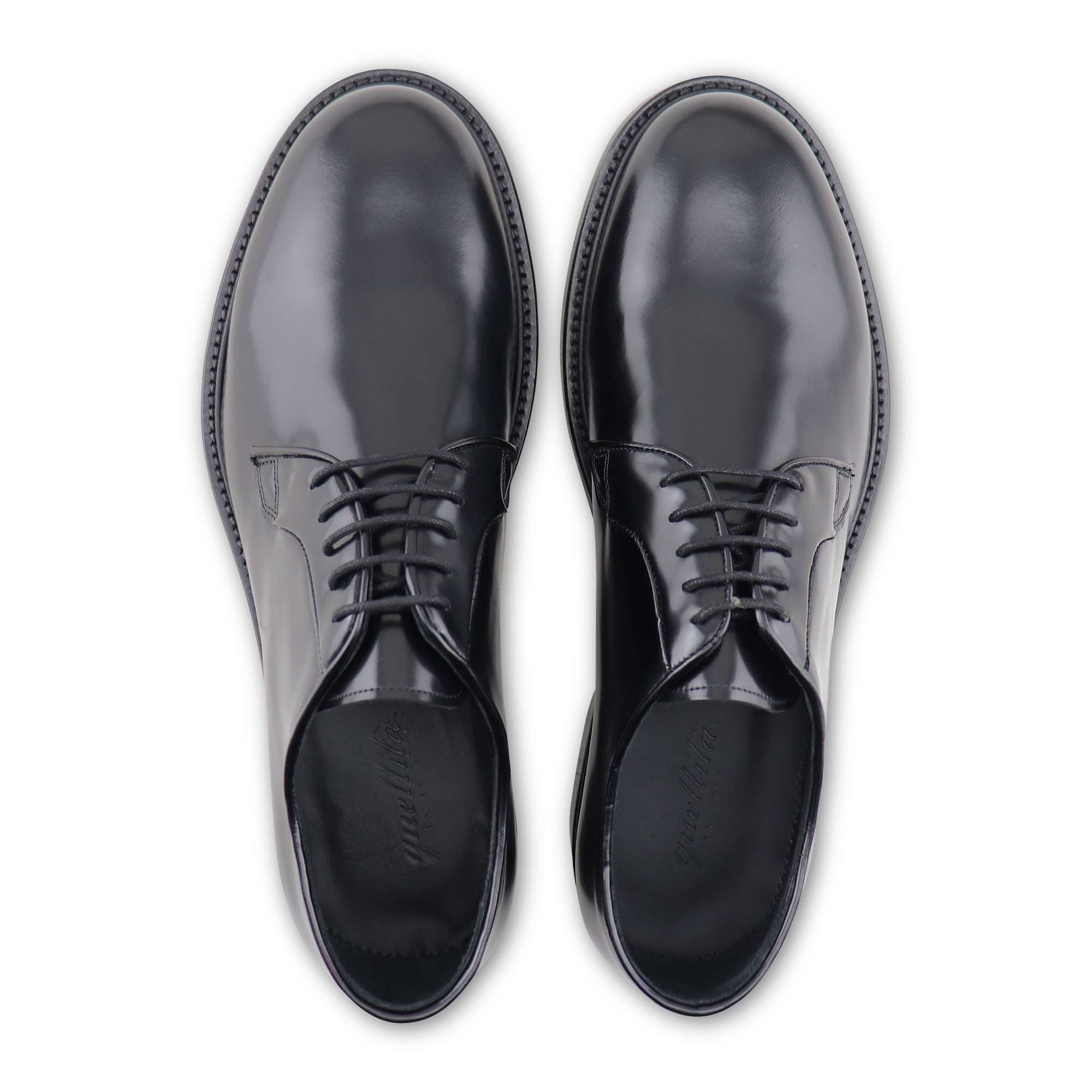 Derby nero in pelle spazzolata