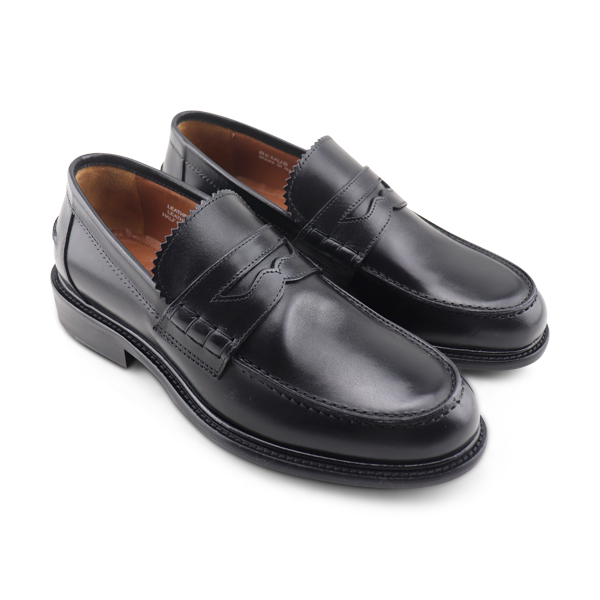 College nero in pelle