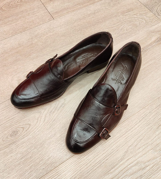 Slippers Fibbia testa di moro in pelle