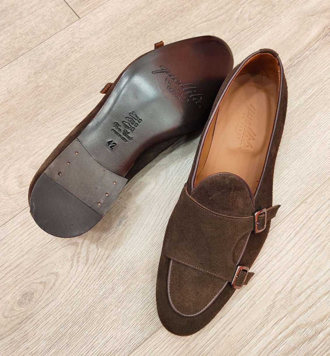 Slippers Buckle dark brown suede
