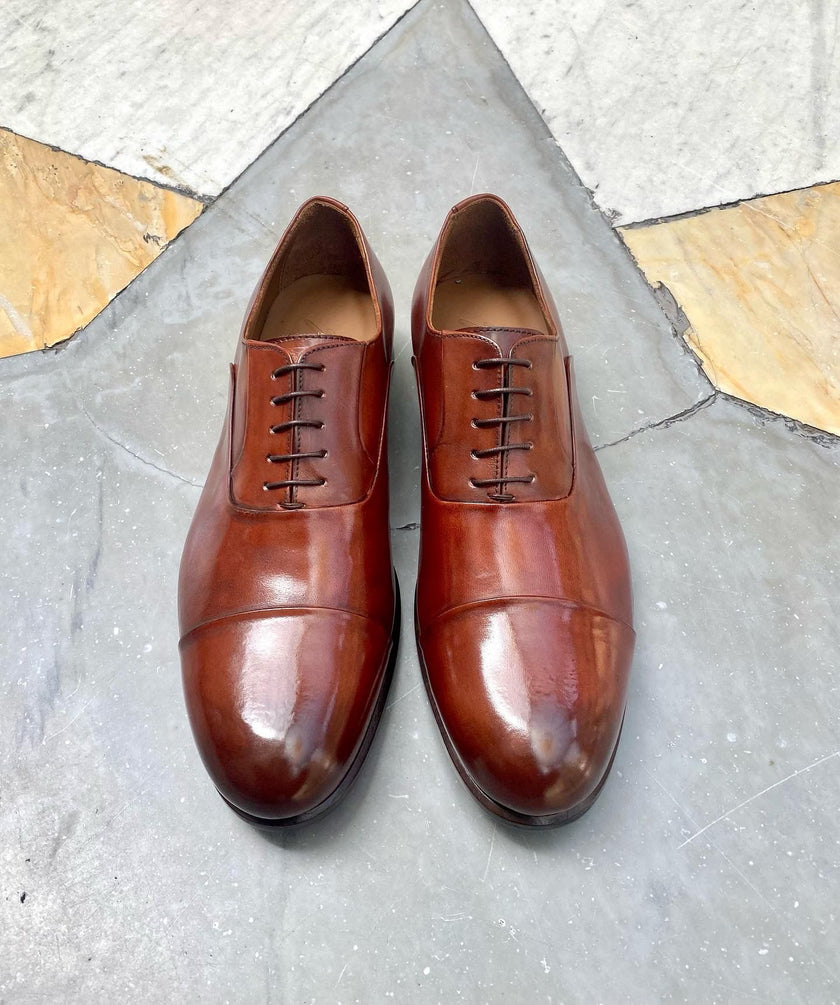 Brandy colored leather Oxfords shoes
